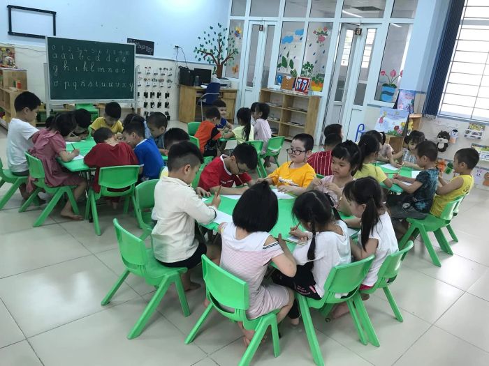 Hình ảnh đầu tiên về Trường Mầm Non Sen Hồng - không gian học tập lý tưởng cho trẻ nhỏ