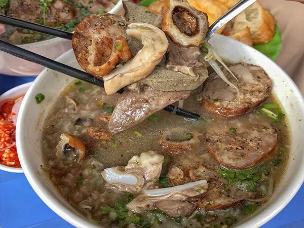 Hình ảnh Cháo Lòng Cô Ba Đa Kao - Tinh hoa ẩm thực bình dân