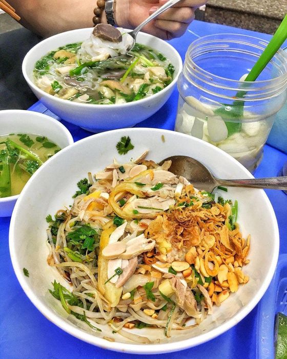 Hình ảnh Phở Gà Nguyệt thơm ngon