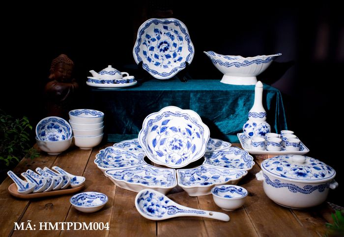 Hình ảnh sản phẩm Gốm Giang - Tinh hoa gốm sứ Bát Tràng