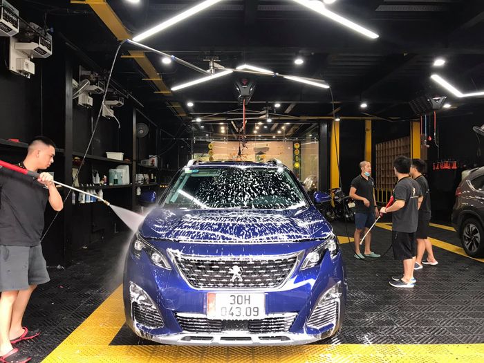Auto Care Service - Không gian chăm sóc xe tiêu chuẩn