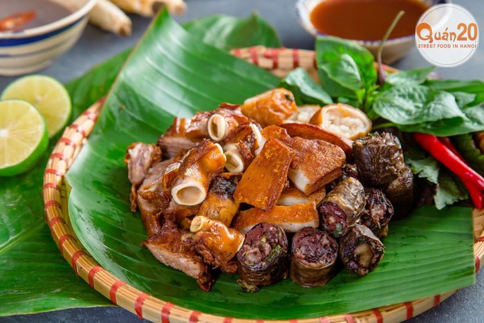 Hình ảnh 3 - Những món lòng rán vàng ươm hấp dẫn tại Quán 20