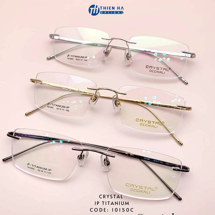 Hình ảnh showroom sang trọng của Thiên Hà Eyewear