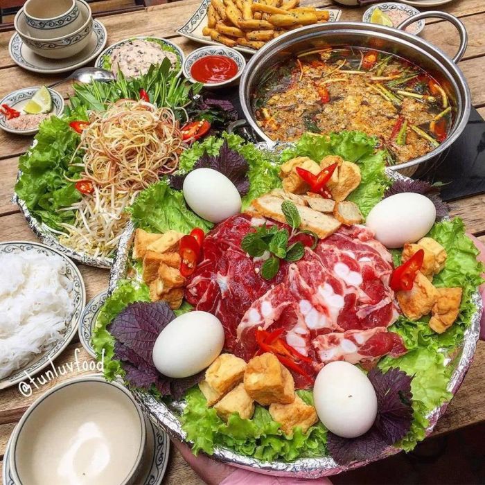 Quán Xưa - Món Xưa ảnh 3 - Bộ sưu tập hình ảnh đặc sắc về không gian hoài cổ và những món ăn dân dã được chế biến tinh tế, từ lẩu riêu cua truyền thống đến các món nhậu đậm chất Bắc Bộ.
