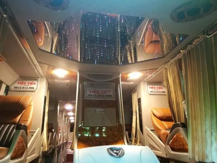 Không gian nghỉ ngơi tiện nghi trên xe Tiến Tiến