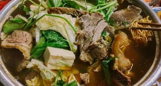Quán Lẩu Bò Sáu Ri - Nét độc đáo trong từng nồi lẩu