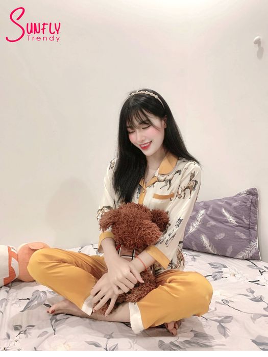 Bộ sưu tập thời trang mặc nhà Sunfly