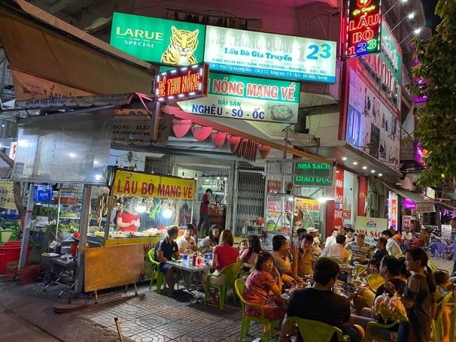 Lẩu Bò Bê Thui Gia Truyền 123 - Hương Vị Truyền Thống Đậm Đà