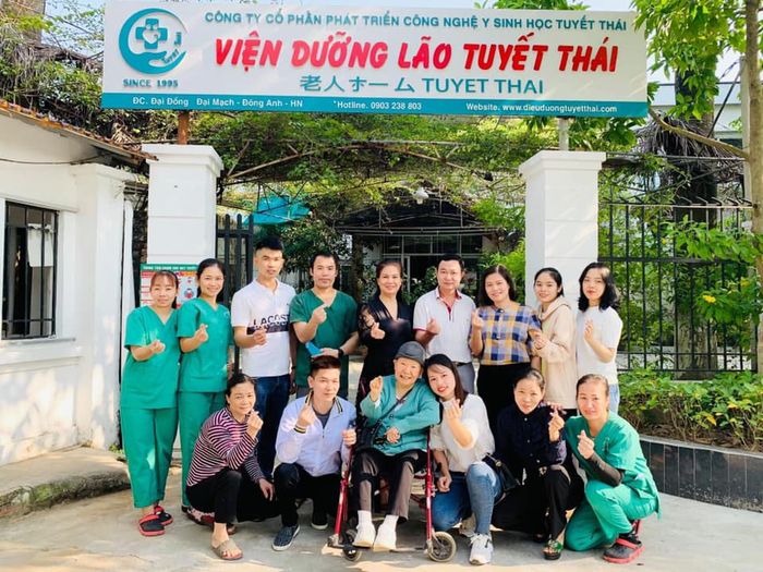 Khuôn viên xanh mát như resort tại Tuyết Thái