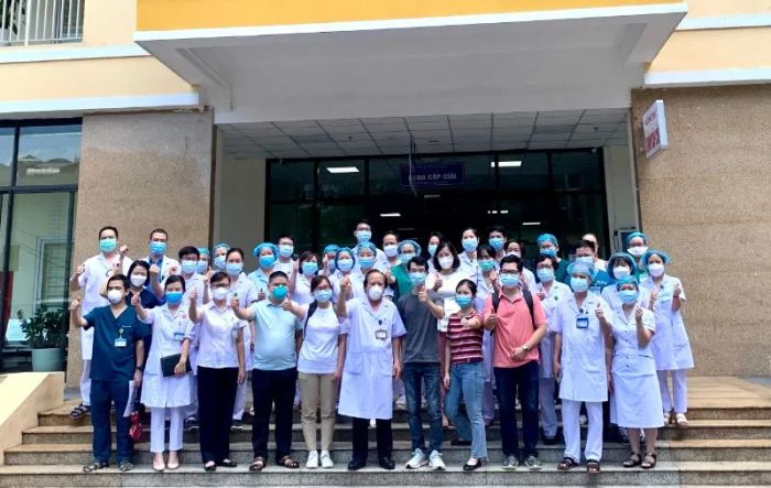 Hình ảnh Bệnh viện Phổi Trung ương - Khuôn viên xanh mát