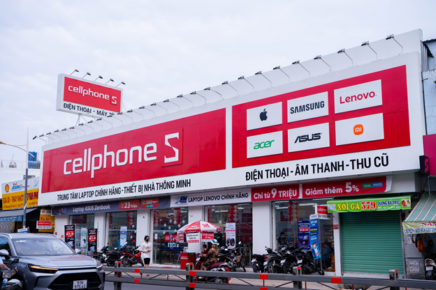 Không gian trưng bày hiện đại tại CellphoneS