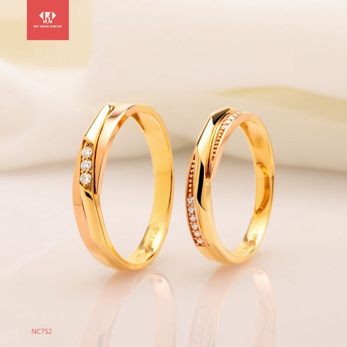 Bộ sưu tập nhẫn cưới vàng tinh tế tại Huy Thanh
