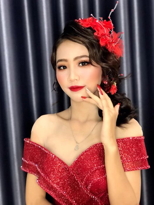 Tác phẩm trang điểm cô dâu thanh lịch từ Min MakeUp and Bridal