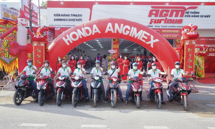 Hình ảnh mặt tiền Head AGM Furious – Sự hiện đại trong từng chi tiết