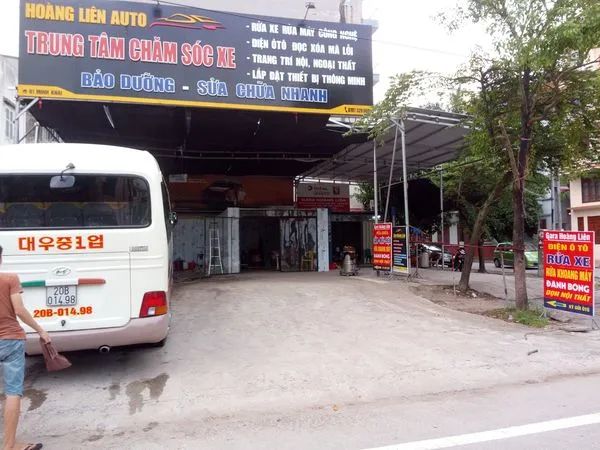 Xưởng dịch vụ đạt chuẩn tại Hoàng Liên Auto