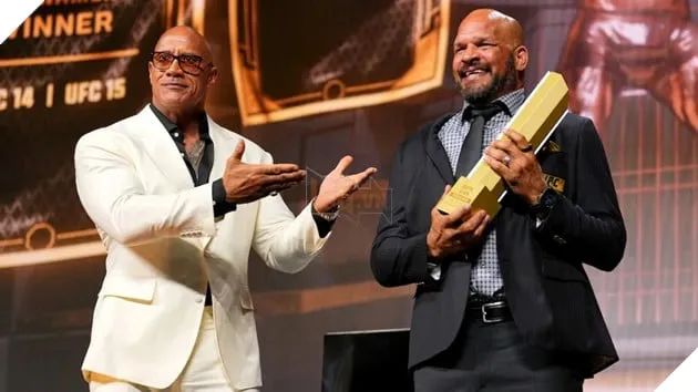 Mối quan hệ đặc biệt giữa Dwayne 'The Rock' Johnson và Mark Kerr