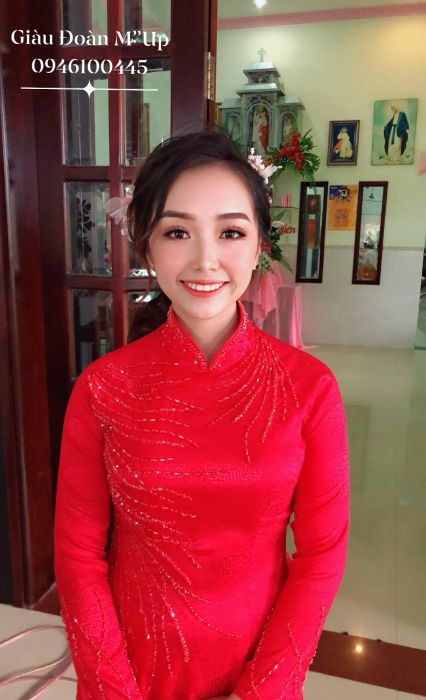 Bộ sưu tập hình ảnh cô dâu lộng lẫy của Giàu Đoàn Makeup