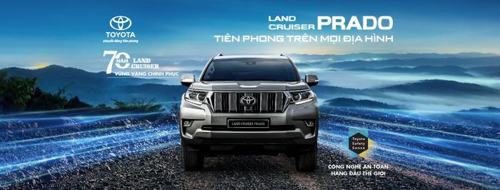 Không gian trưng bày sang trọng tại Toyota Từ Sơn