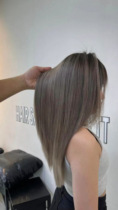 Không gian sang trọng và hiện đại tại Salon Thắng TT