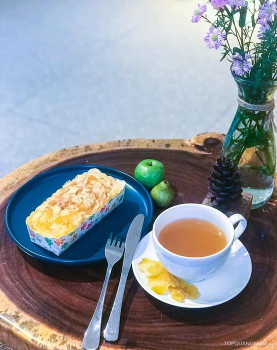 Không gian thưởng thức đầy phong cách tại Studio Drinks & Food