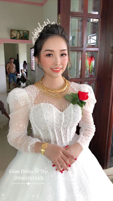 Bộ sưu tập hình ảnh cô dâu thanh lịch từ Giàu Đoàn Makeup