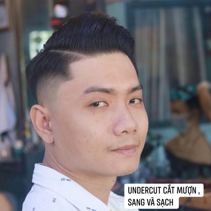 Trải nghiệm dịch vụ cao cấp tại Khánh Barber Shop