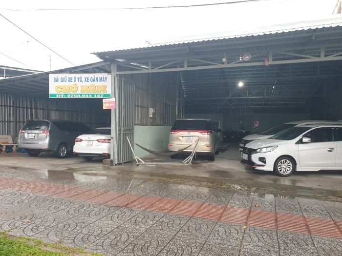 Hình ảnh Bãi Giữ Xe Chú Năm