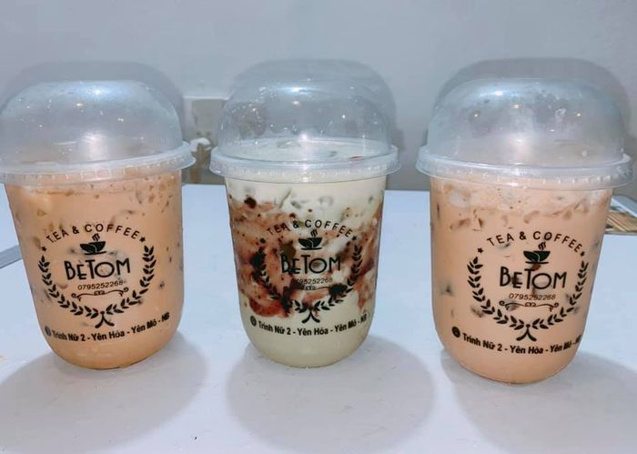 Góc sống ảo đầy màu sắc tại BeTom Coffee & Milk Tea
