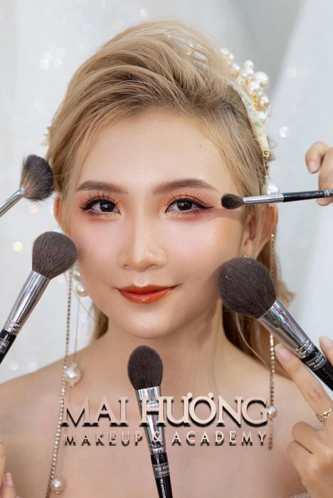 Hình ảnh học viện Makeup Mai Hương - Nơi đào tạo chuyên gia trang điểm chuyên nghiệp