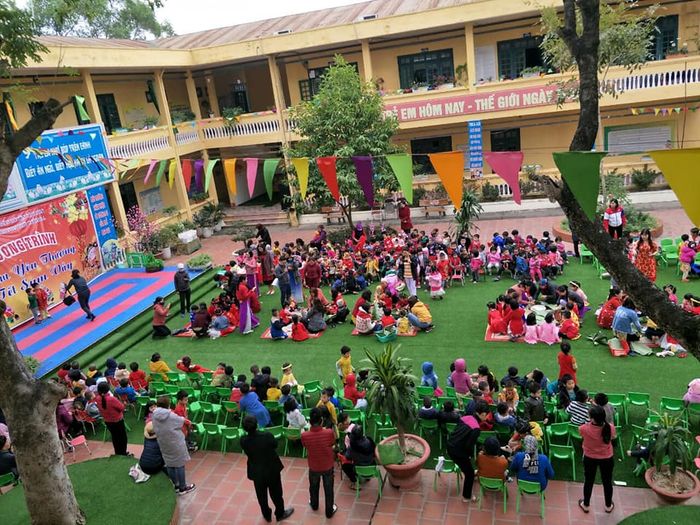 Trường Mầm Non Phú Cường A ảnh 1 – Không gian học tập hiện đại, gần gũi với thiên nhiên, tạo điều kiện tốt nhất cho trẻ phát triển.