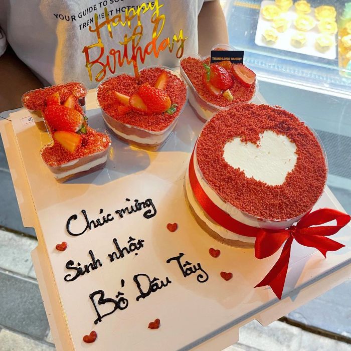 Những tác phẩm bánh nghệ thuật tại Thanh Long Bakery