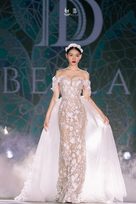 Tuyển tập váy cưới sang trọng tại Bella Bridal