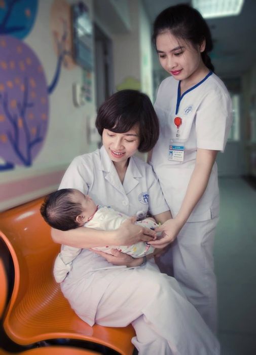 Khoa Nhi – Bệnh viện Đa khoa Xanh Pôn - Góc nhìn chân thực về chất lượng dịch vụ (Ảnh 2)