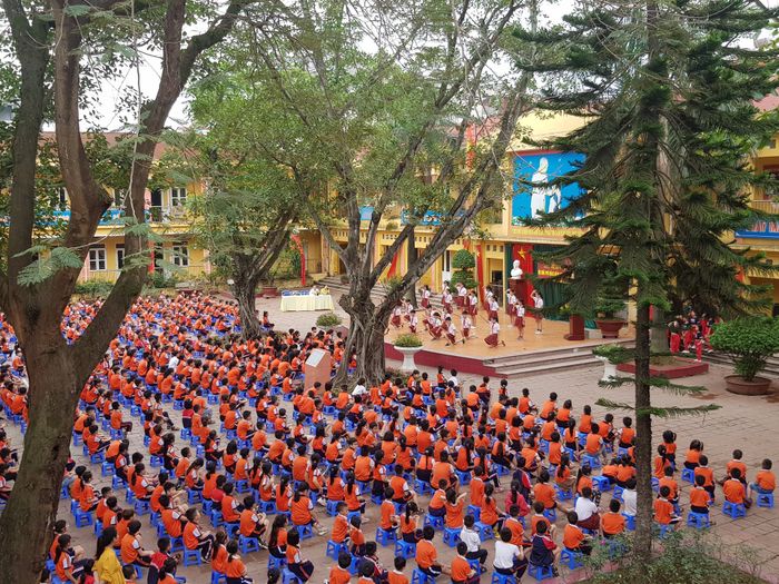 Hình ảnh ấn tượng về Trường Tiểu học Hữu Hòa