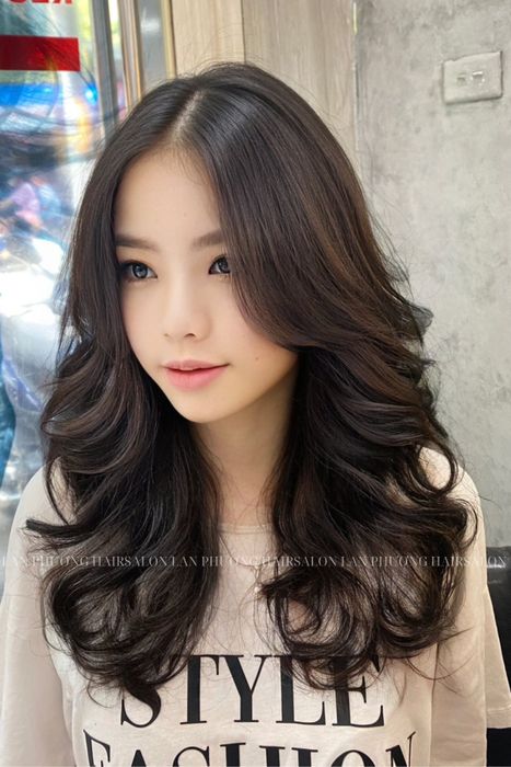 Những kiểu tóc đẹp xuất sắc được tạo bởi bàn tay nghệ nhân tại Hair Salon Lan Phương