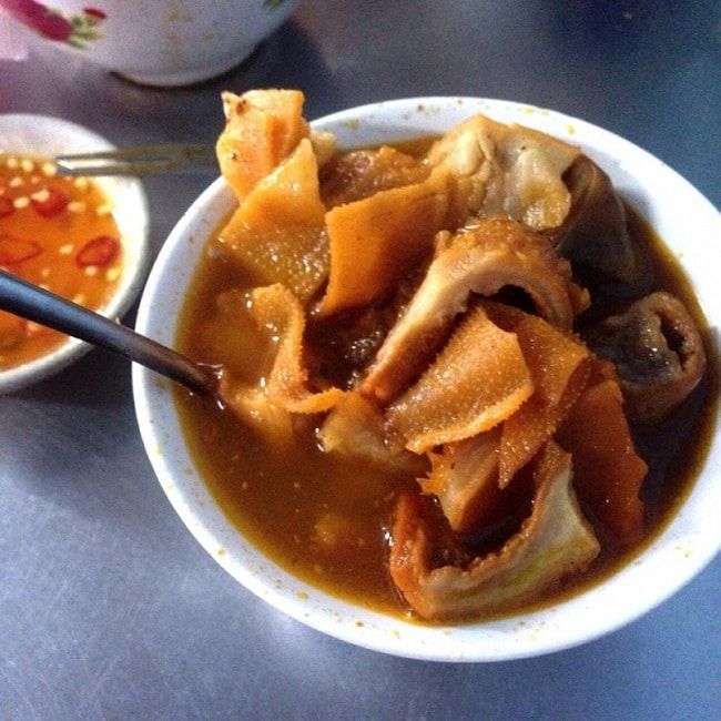 Phá Lấu Bò Cô Thảo - Điểm hẹn ẩm thực đường phố đáng trải nghiệm