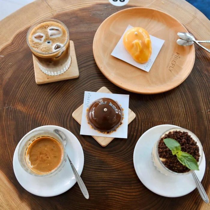 Đom Đóm Coffee - Góc sống ảo lung linh đầy nghệ thuật