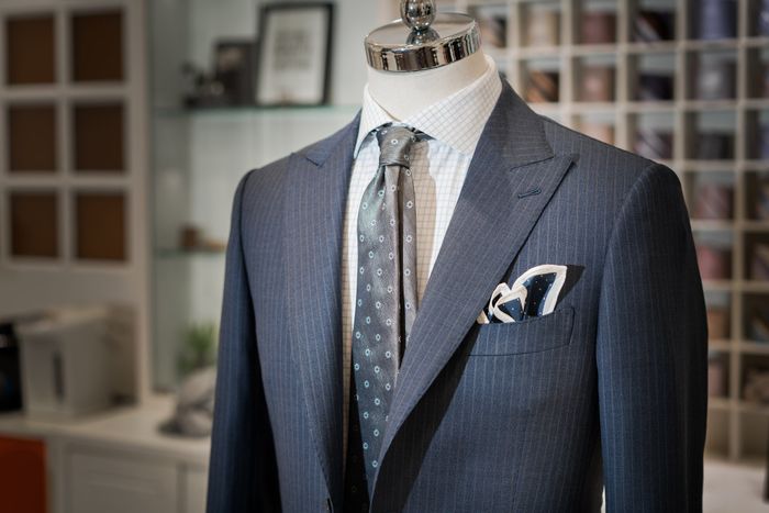 Bộ sưu tập vest cao cấp tại showroom Cao Minh