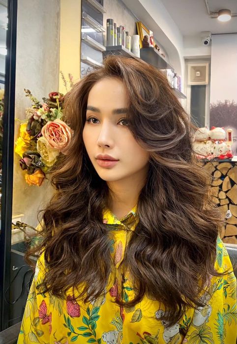 Không gian sang trọng và những tác phẩm nghệ thuật tóc tại Hair Salon Lan Phương