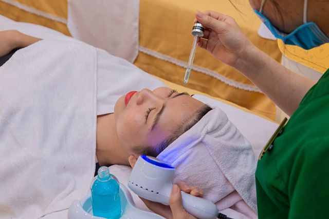 Thảo Ami Spa là địa chỉ trị mụn uy tín tại Hà Nội, nổi bật với chất lượng dịch vụ và hiệu quả điều trị rõ rệt.