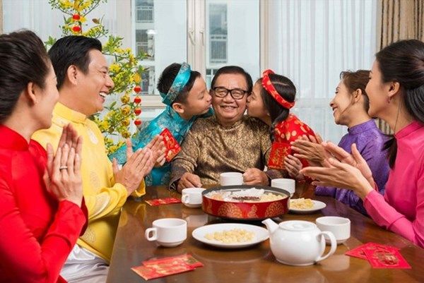 Khoảnh khắc sum vầy trong ba ngày Tết