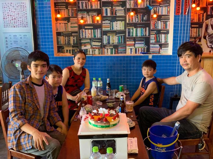 Hình ảnh không gian ấm cúng tại Bình Dân Quán Tam Kỳ