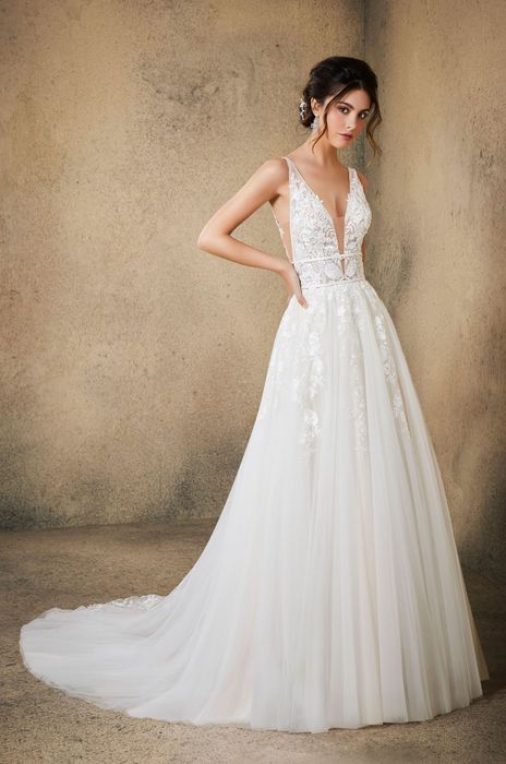Tuyển tập váy cưới sang trọng tại Sue Ann Bridal