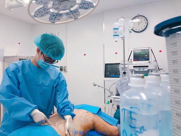 Bệnh viện thẩm mỹ Kangnam nổi bật với chất lượng dịch vụ và sự chuyên nghiệp, là địa chỉ đáng tin cậy cho những ai tìm kiếm sự thay đổi hoàn hảo.