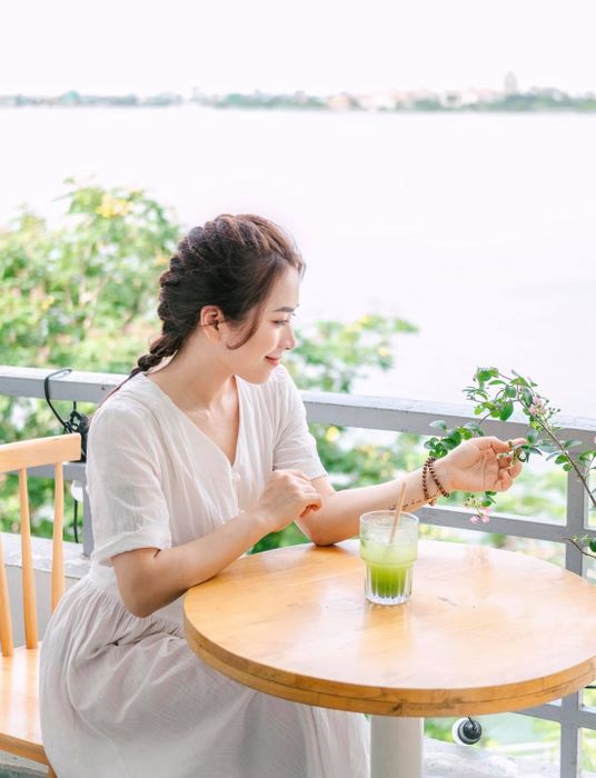 Hình ảnh Quán Trà Thảnh Thơi - Góc thư giãn đầy thi vị
