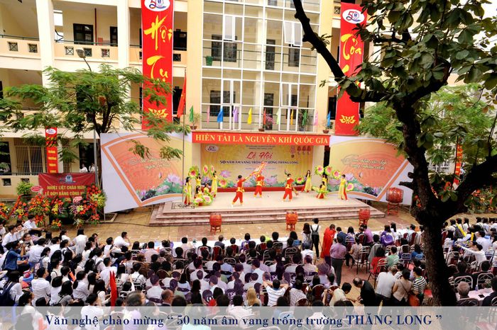 Khoảnh khắc đẹp về đời sống học đường tại THPT Thăng Long - Nơi gìn giữ những giá trị giáo dục truyền thống