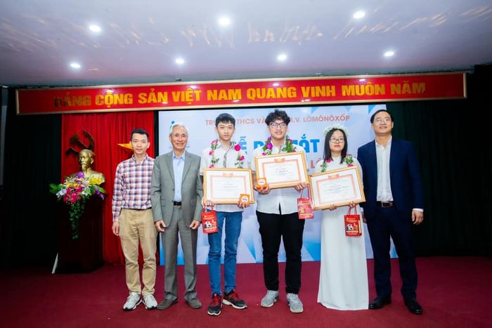 Hình ảnh ấn tượng về THCS và THPT Lômônôxốp - Ngôi trường chuẩn quốc tế giữa lòng Hà Nội