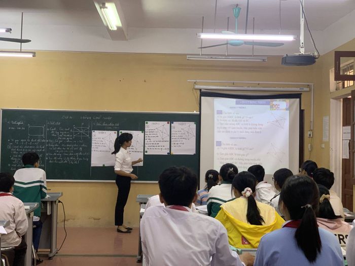 Góc nhìn mới về THCS Thái Hòa qua ảnh thứ hai - không gian xanh mát với đầy đủ tiện nghi phục vụ học tập và rèn luyện