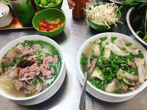 Hình ảnh không gian ấm cúng tại Phở Hiền