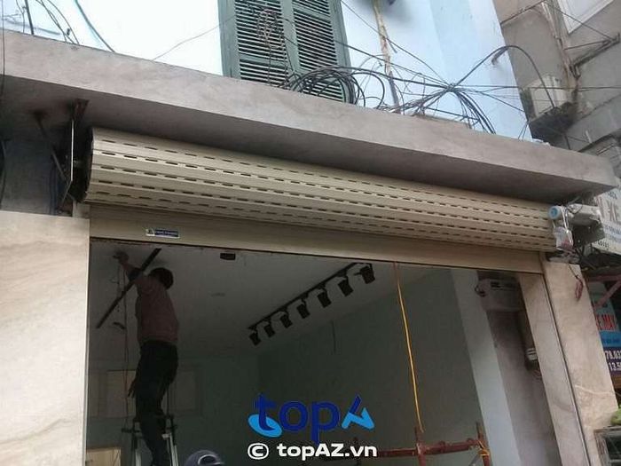 Địa chỉ thi công và lắp đặt cửa cuốn tại Quận 6